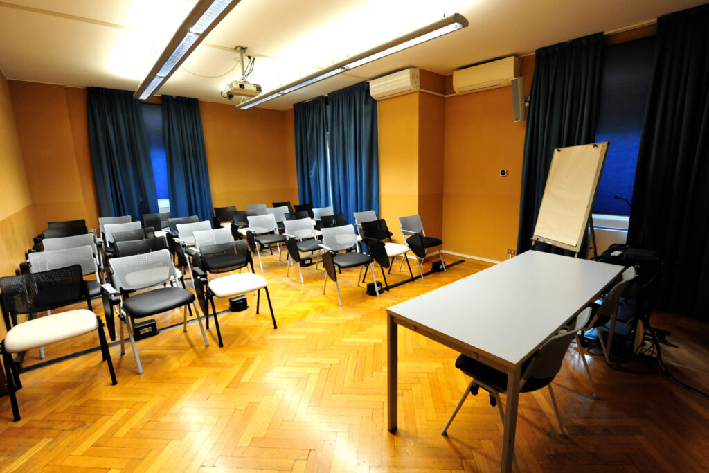 Foto della sala formazione per corsi F